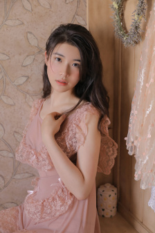 美女穿白丝视频